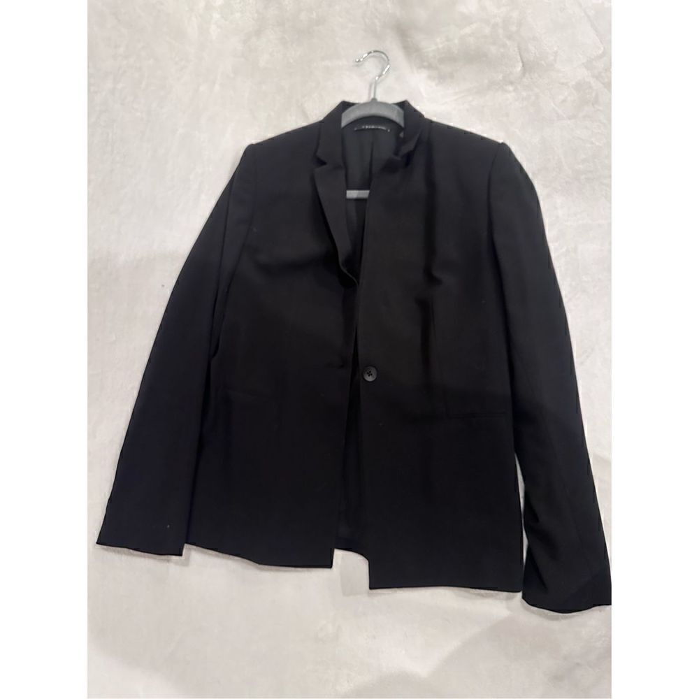 T TAHARI women’s size 6 / S black blazer jacket